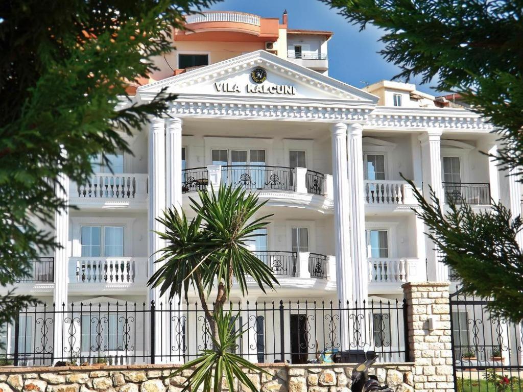 Hotel Vila Kalcuni Saranda Kültér fotó